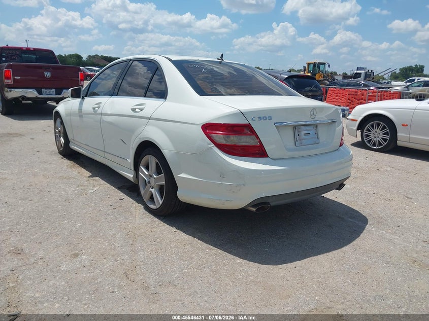 2010 Mercedes-benz C class VIN WDDGF5EB8AR090926 IAAI salvage auction — NORMAL WEAR, Original (Texas), sold $450 on 2026-08-05 (photo 3)