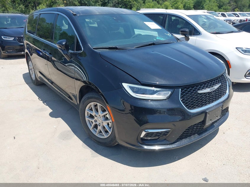 2025 Chrysler Pacifica VIN 2C4RC1BGXSR562012 — IAAI salvage auction photo