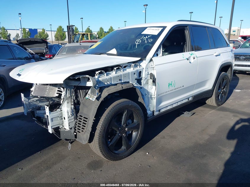 2024 Jeep Grand cherokee VIN 1C4RJGBGXRC250722 IAAI salvage auction — LEFT FRONT, Salvage Certificate (California), sold $9,575 on 2026-07-31 (photo 2)