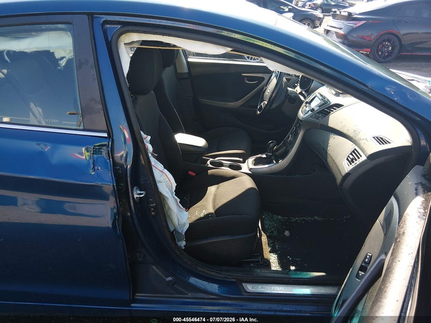 2016 Hyundai Elantra VIN KMHDH4AE4GU567077 IAAI salvage auction — RIGHT SIDE, Salvage Title, sold $825 on 2026-08-03 (photo 5)