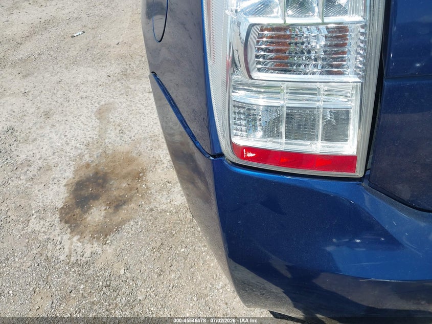 2011 Toyota Prius VIN JTDKN3DU6B1435742 IAAI salvage auction — NORMAL WEAR, Clear - Public Restricted (Oklahoma), sold $900 on 2026-07-20 (photo 6)