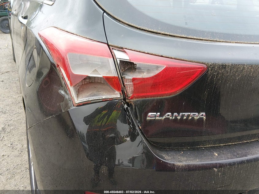 2014 Hyundai Elantra VIN KMHD35LH4EU202956 IAAI salvage auction — NORMAL WEAR, Clear (Washington), sold $425 on 2026-07-29 (photo 6)