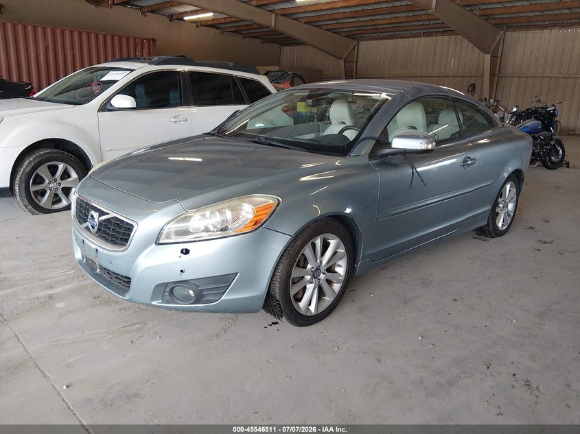 2011 Volvo C70 VIN YV1672MC1BJ115266 IAAI salvage auction — NORMAL WEAR, Clear (Tennessee), sold $650 on 2026-07-27 (photo 2)