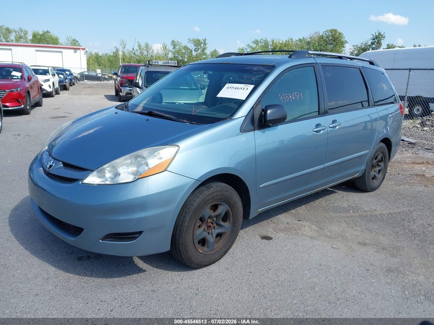 2008 Toyota Sienna VIN 5TDZK23C88S187645 IAAI salvage auction — NORMAL WEAR, Clear (New York), sold $400 on 2026-07-28 (photo 2)