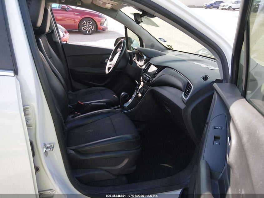 2019 Chevrolet Trax VIN KL7CJLSB4KB935553 IAAI salvage auction — SIDE, Salvage Title, sold $525 on 2026-07-29 (photo 5)