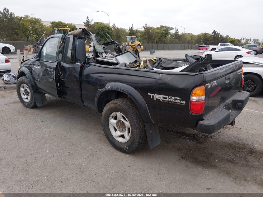 2002 Toyota Tacoma VIN 5TESN92N52Z890909 IAAI salvage auction — ROLLOVER, Non-Repairable (California), sold $900 on 2026-07-20 (photo 3)