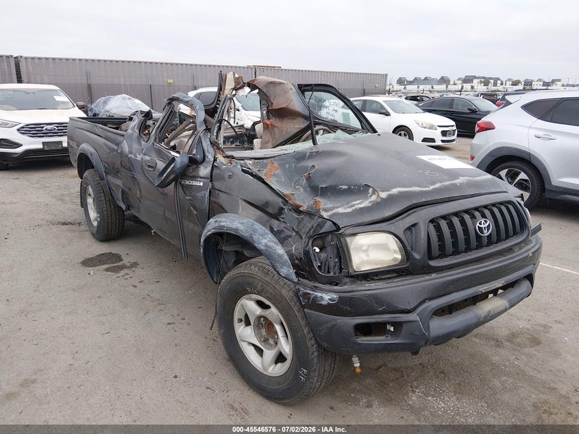 2002 Toyota Tacoma VIN 5TESN92N52Z890909 IAAI salvage auction — ROLLOVER, Non-Repairable (California), sold $900 on 2026-07-20 (photo 6)