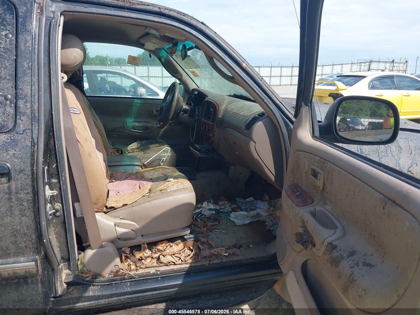 2001 Toyota Tundra VIN 5TBBT48111S187034 IAAI salvage auction — NORMAL WEAR, Clear (Georgia), sold $1,375 on 2026-07-09 (photo 5)