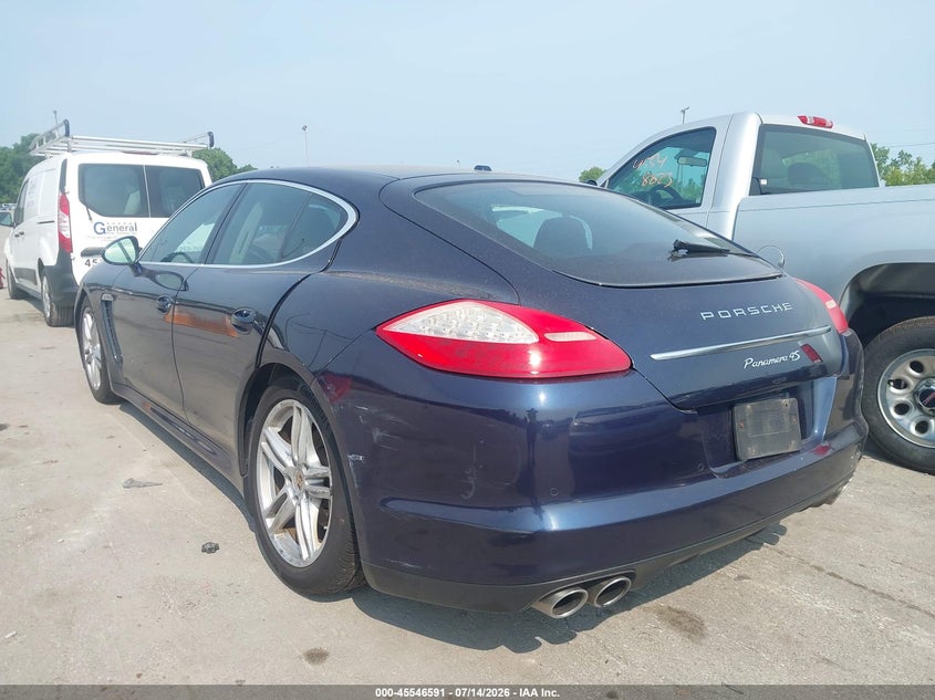 2010 Porsche Panamera VIN WP0AB2A78AL065135 IAAI salvage auction — REAR END, Salvage (Ohio), sold $2,950 on 2026-07-31 (photo 3)