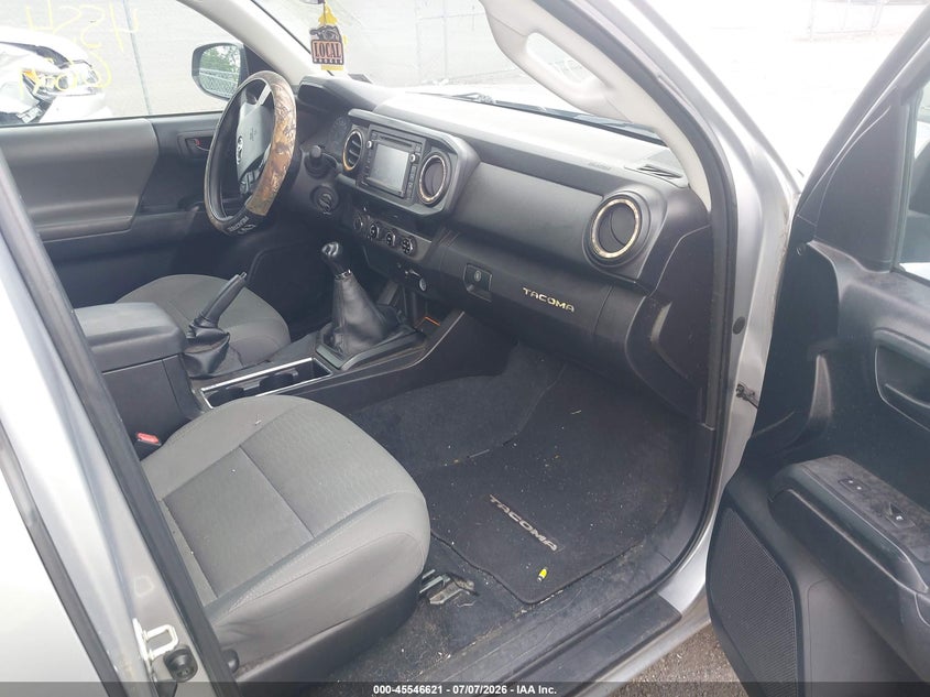 2016 Toyota Tacoma VIN 5TFSX5EN9GX044876 IAAI salvage auction — REAR END, Salvage (Virginia), sold $6,800 on 2026-07-19 (photo 5)