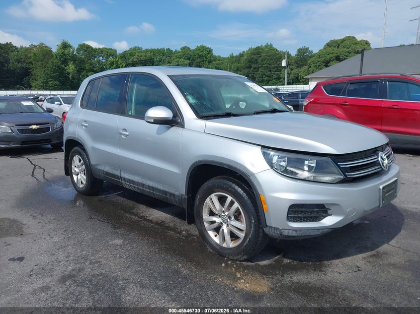 2013 Volkswagen Tiguan VIN WVGBV3AXXDW598183 IAAI salvage auction — NORMAL WEAR, Clear (Georgia), sold $375 on 2026-07-29 (photo 1)