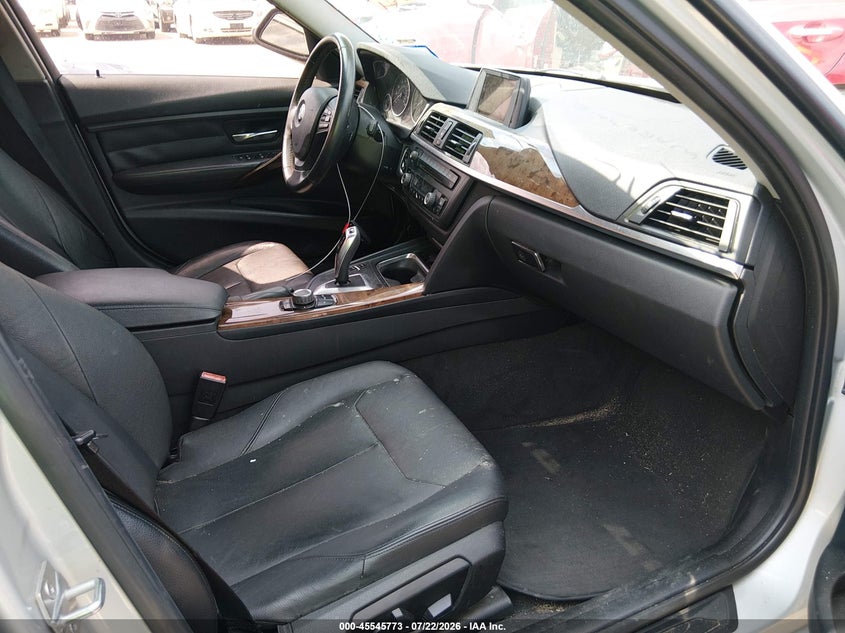 2013 BMW 3 series VIN WBA3C1G52DNR49308 IAAI salvage auction — NORMAL WEAR, Original (Texas), sold $1,050 on 2026-08-01 (photo 5)