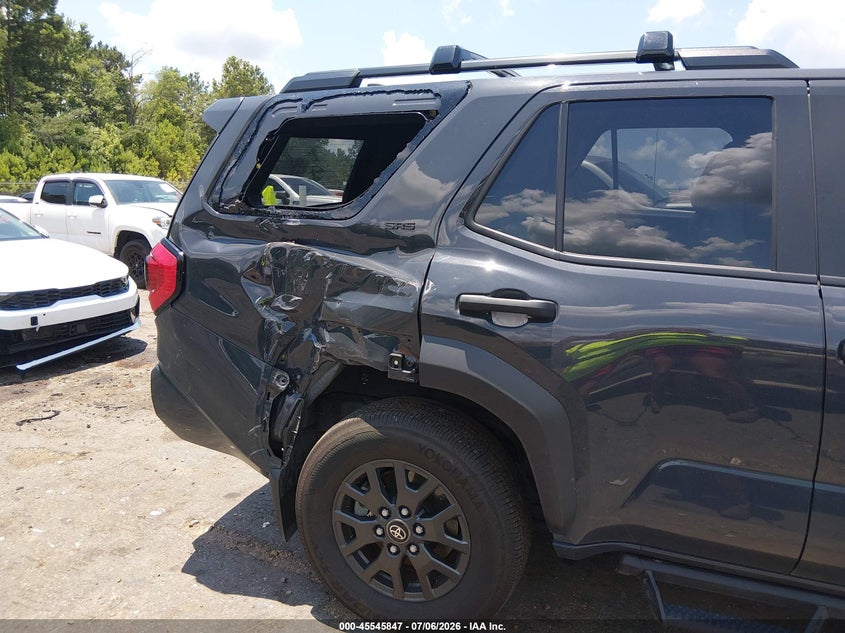 2025 Toyota 4runner VIN JTEVA5BR9S5060291 IAAI salvage auction — RIGHT SIDE, Salvage Title, sold $26,450 on 2026-08-01 (photo 6)
