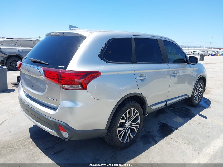 2018 Mitsubishi Outlander VIN JA4AZ3A37JZ052916 IAAI salvage auction — REAR END, Salvage Title, sold $2,325 on 2026-07-29 (photo 4)