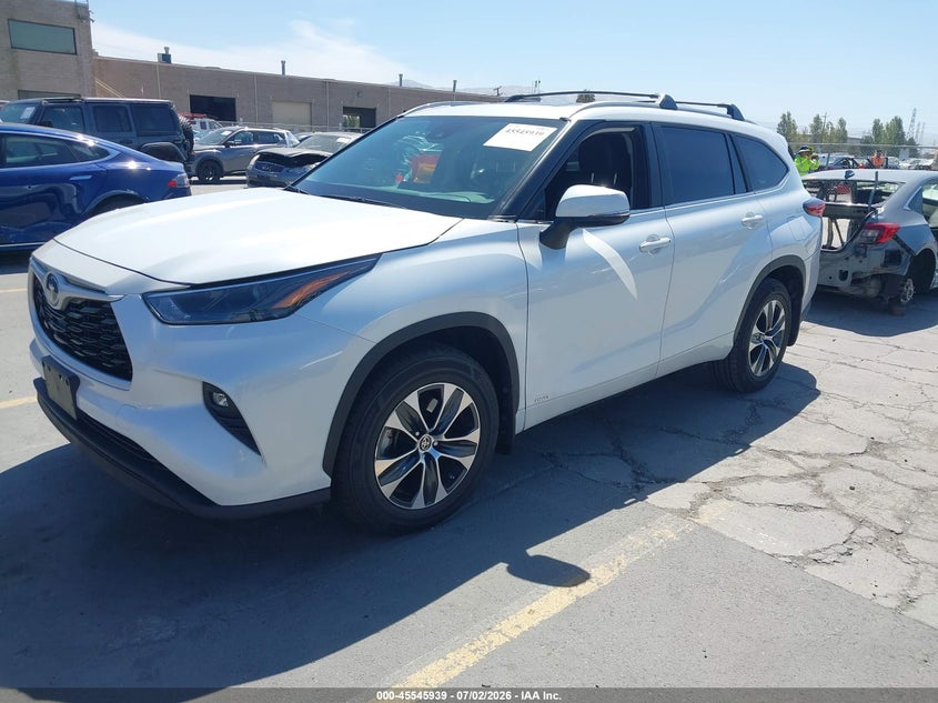 2023 Toyota Highlander VIN 5TDKBRCH5PS119954 IAAI salvage auction — RIGHT REAR, Salvage Title, sold $22,600 on 2026-07-27 (photo 2)