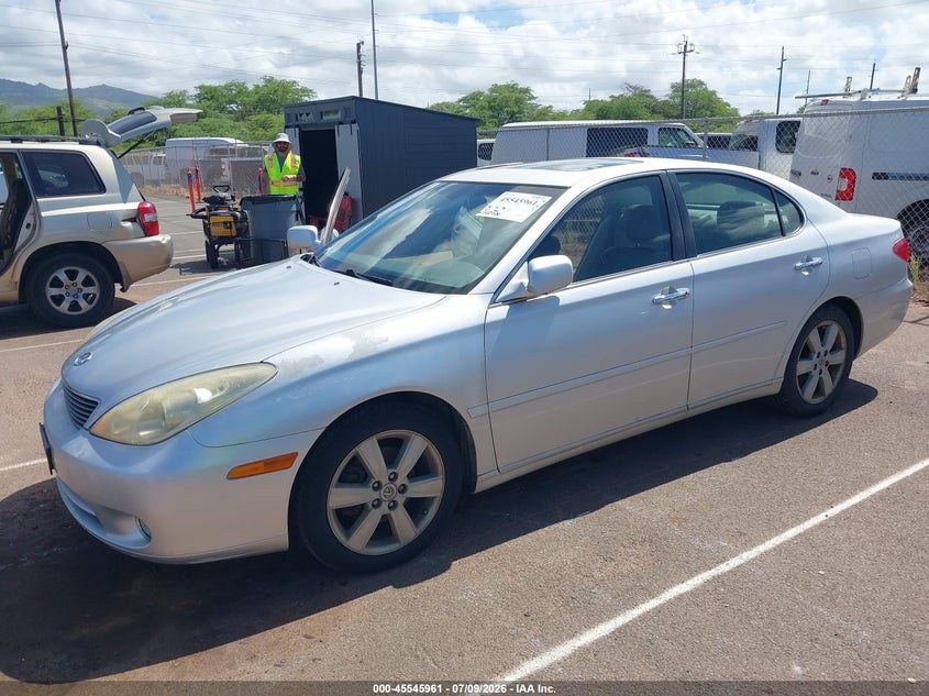 2005 Lexus Es 330 VIN JTHBA30G255100274 IAAI salvage auction — NORMAL WEAR, Clear (Hawaii), sold $400 on 2026-07-28 (photo 2)