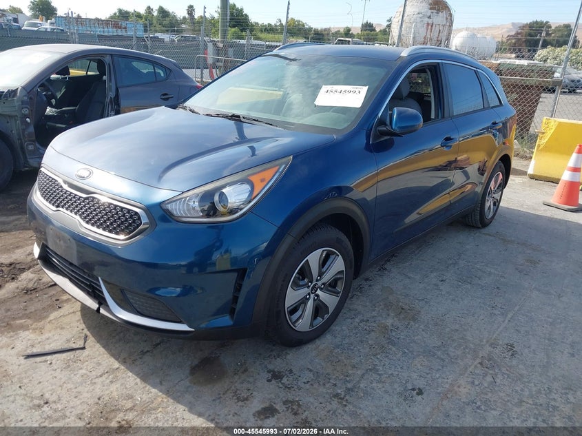 2017 Kia Niro VIN KNDCB3LC2H5104244 IAAI salvage auction — NORMAL WEAR, Clear - Dealer Only (California), sold $2,900 on 2026-07-09 (photo 2)