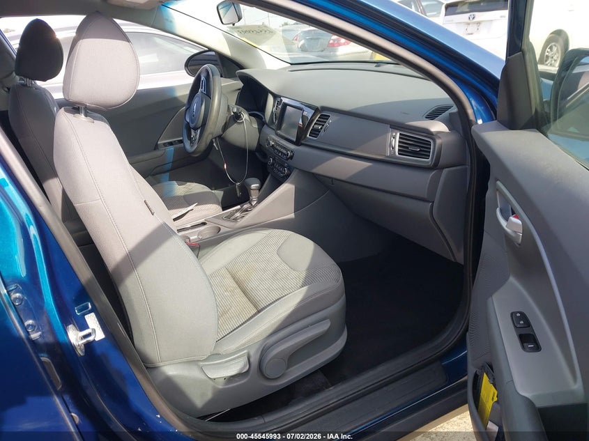 2017 Kia Niro VIN KNDCB3LC2H5104244 IAAI salvage auction — NORMAL WEAR, Clear - Dealer Only (California), sold $2,900 on 2026-07-09 (photo 5)