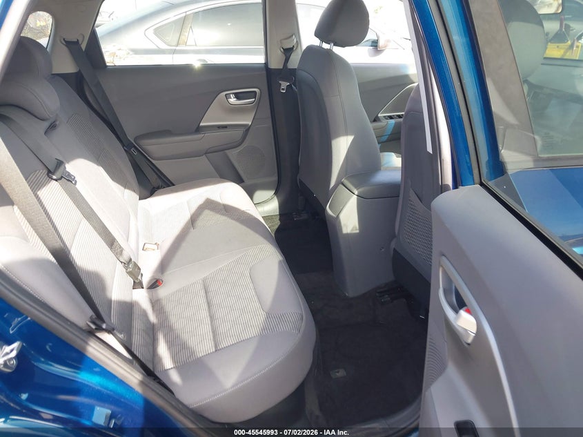 2017 Kia Niro VIN KNDCB3LC2H5104244 IAAI salvage auction — NORMAL WEAR, Clear - Dealer Only (California), sold $2,900 on 2026-07-09 (photo 8)