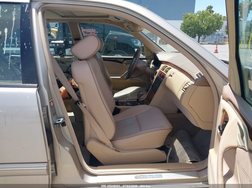 2000 Mercedes-benz E-class VIN WDBJF65J9YB060316 IAAI salvage auction — FRONT END, Salvage (California), sold $1,300 on 2026-07-17 (photo 5)