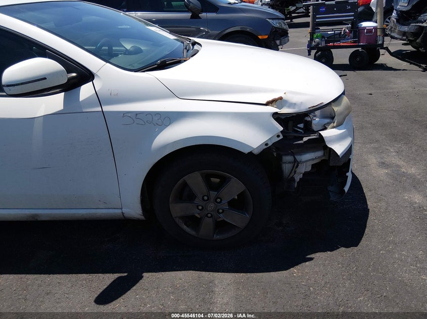 2011 Kia Forte VIN KNAFU6A20B5330600 IAAI salvage auction — NORMAL WEAR, Clear (Michigan), sold $100 on 2026-07-17 (photo 6)