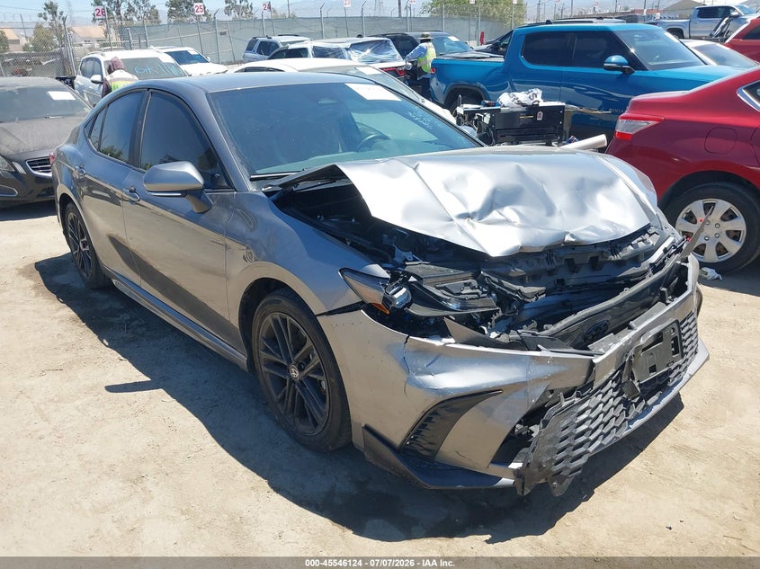 2025 Toyota Camry VIN 4T1DAACK0SU595750 — IAAI salvage auction photo