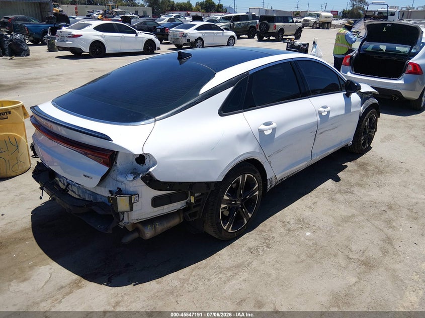 2024 Kia K5 VIN 5XXG64J22RG265471 IAAI salvage auction — LEFT & RIGHT, Salvage Title, sold $7,550 on 2026-08-19 (photo 4)