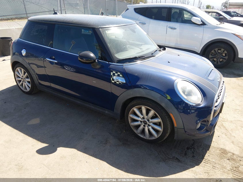 2015 Mini Hard top VIN WMWXP7C59F2A33344 IAAI salvage auction — LEFT & RIGHT, Salvage (California), sold $2,500 on 2026-08-05 (photo 1)