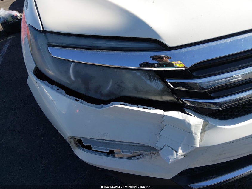 2017 Honda Pilot VIN 5FNYF5H93HB025148 IAAI salvage auction — BIO HAZARD, Nrc Lienholder Repossession Paperwork (Nevada), sold $3,300 on 2026-07-24 (photo 6)
