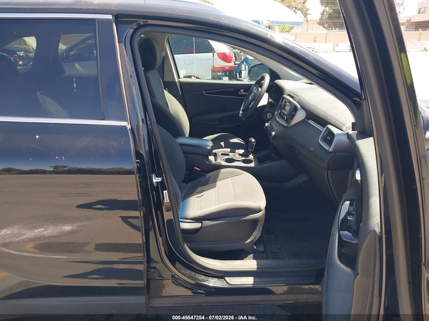 2016 Kia Sorento VIN 5XYPGDA39GG021007 IAAI salvage auction — NORMAL WEAR, Clear - Dealer Only (California), sold $1,850 on 2026-07-20 (photo 5)