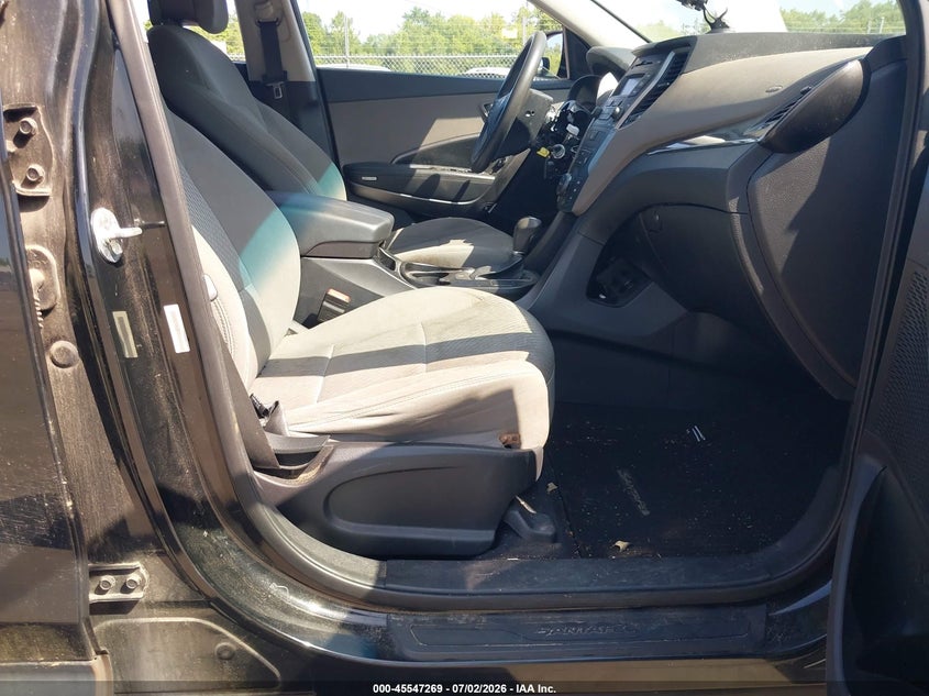 2014 Hyundai Santa fe VIN 5XYZT3LB7EG202705 IAAI salvage auction — NORMAL WEAR, Clear (Connecticut), sold $1,900 on 2026-07-09 (photo 5)