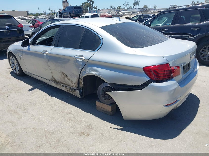 2014 BMW 5er VIN WBA5A7C52ED219591 IAAI salvage auction — LEFT SIDE, Salvage Title, sold $1,425 on 2026-08-12 (photo 3)