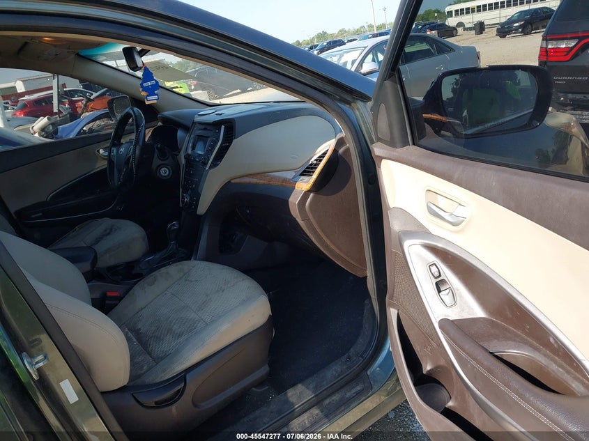 2014 Hyundai Santa fe VIN 5XYZU3LB6EG134555 IAAI salvage auction — NORMAL WEAR, Clear (Illinois), sold $1,400 on 2026-07-14 (photo 5)