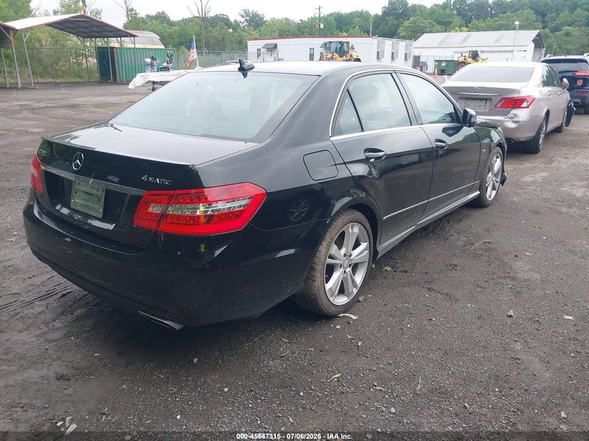 2012 Mercedes-benz E-klasse VIN WDDHF8JB0CA617404 IAAI salvage auction — LEFT SIDE, Salvage - Greater Than 75% (Maryland), sold $1,250 on 2026-07-28 (photo 4)