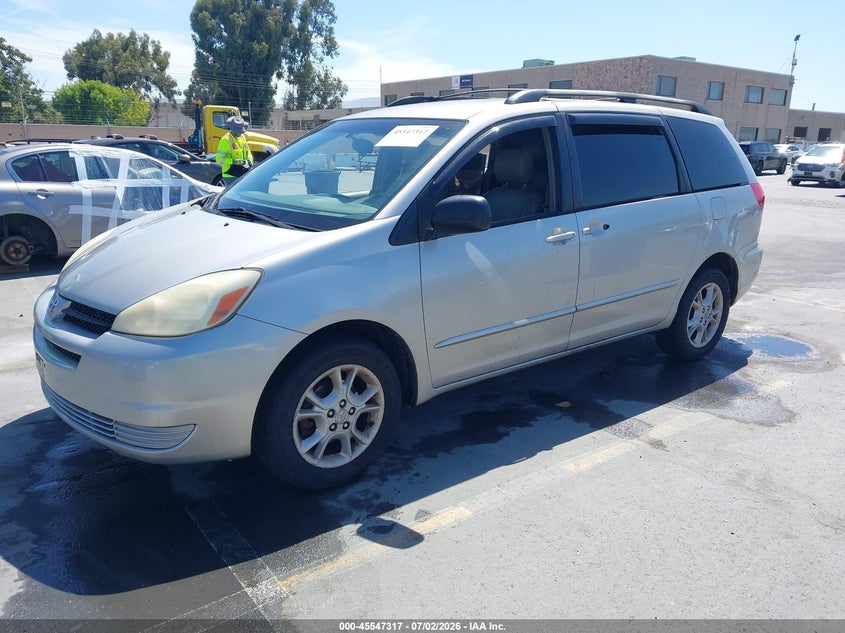 2004 Toyota Sienna VIN 5TDBA23C04S003460 IAAI salvage auction — NORMAL WEAR, App For Dup Clear (California), sold $325 on 2026-07-29 (photo 2)