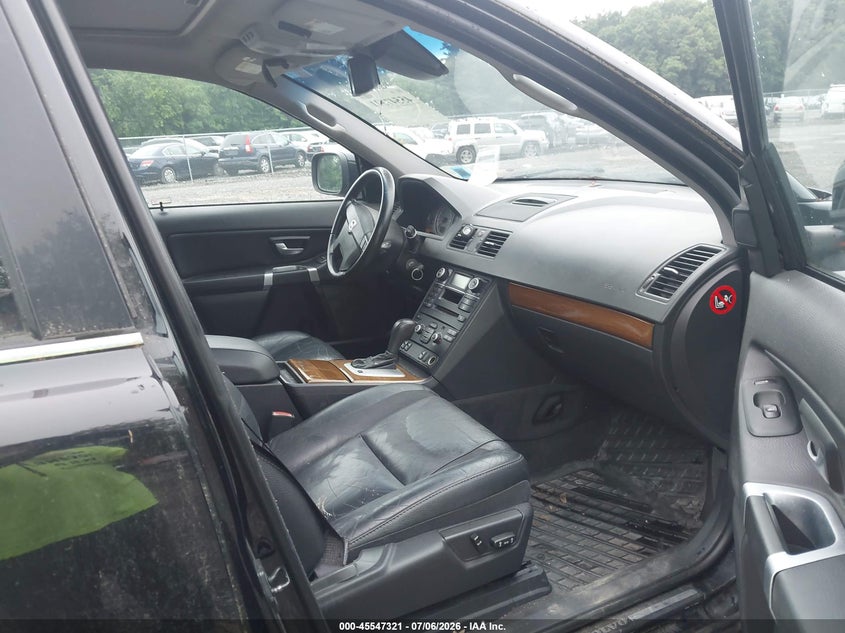 2008 Volvo Xc90 VIN YV4CZ982X81424947 IAAI salvage auction — NORMAL WEAR, Clear (New York), sold $25 on 2026-08-04 (photo 5)