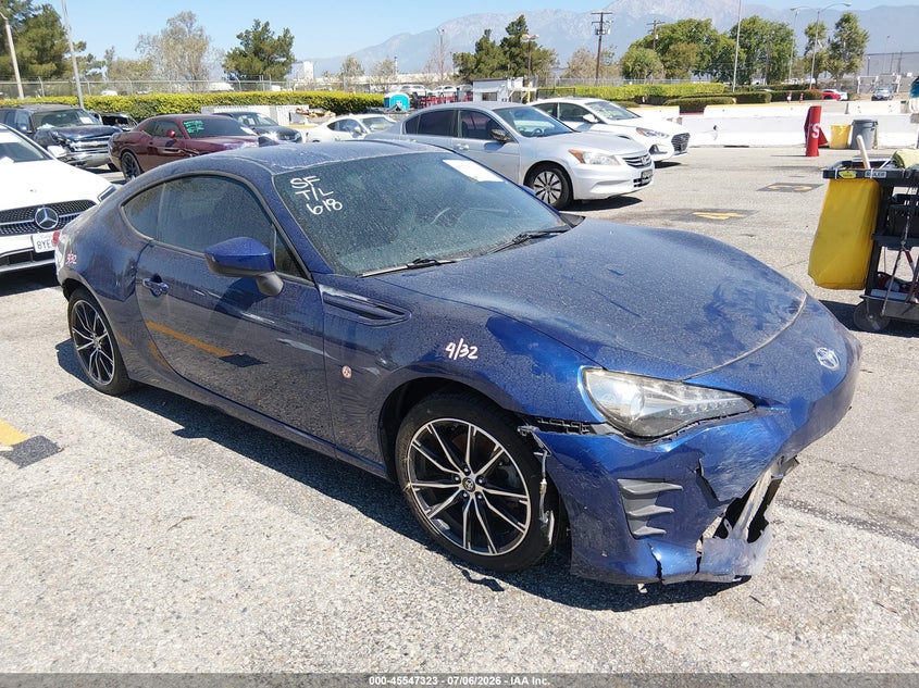 2017 Toyota Gt86 VIN JF1ZNAA18H8703516 IAAI salvage auction — FRONT & REAR, Salvage (California), sold $2,450 on 2026-07-28 (photo 1)