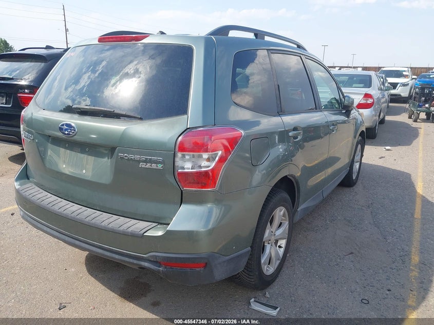 2014 Subaru Forester VIN JF2SJAEC8EH558526 IAAI salvage auction — NORMAL WEAR, Clear (Colorado), sold $550 on 2026-07-21 (photo 4)