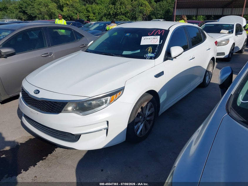 2017 Kia Optima VIN 5XXGT4L31HG129636 IAAI salvage auction — NORMAL WEAR, Original (Texas), sold $2,225 on 2026-07-20 (photo 2)