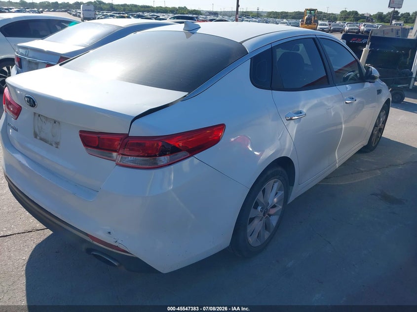 2017 Kia Optima VIN 5XXGT4L31HG129636 IAAI salvage auction — NORMAL WEAR, Original (Texas), sold $2,225 on 2026-07-20 (photo 4)