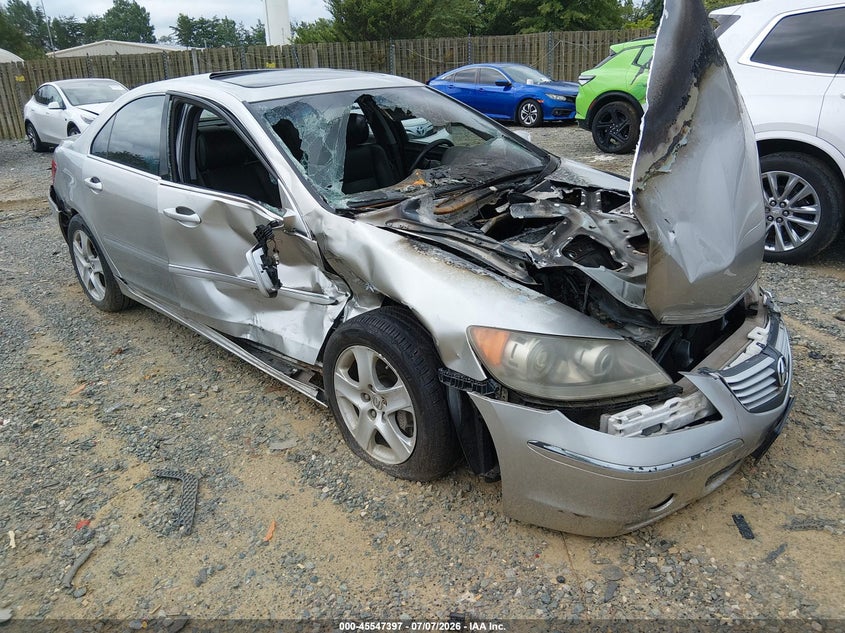 2008 Acura Rl VIN JH4KB16688C000423 IAAI salvage auction — ENGINE BURN, Clear (Virginia), sold $275 on 2026-07-18 (photo 1)