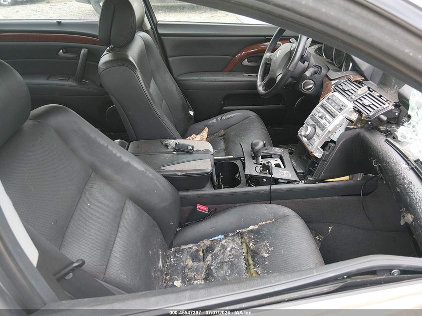 2008 Acura Rl VIN JH4KB16688C000423 IAAI salvage auction — ENGINE BURN, Clear (Virginia), sold $275 on 2026-07-18 (photo 5)