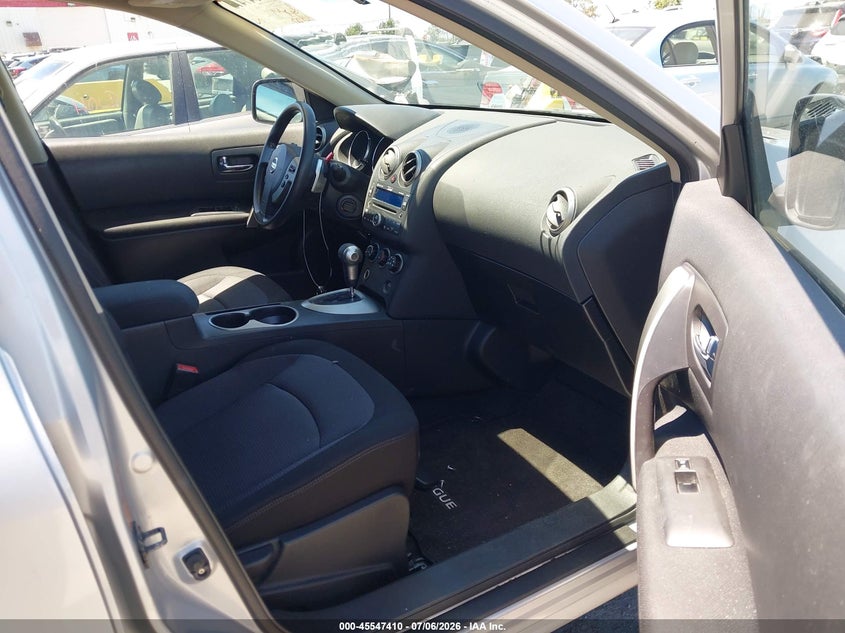 2008 Nissan Rogue VIN JN8AS58V58W109787 IAAI salvage auction — LEFT FRONT, Salvage (California), sold $375 on 2026-07-17 (photo 5)