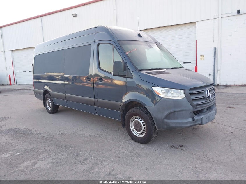 2019 Mercedes-benz Sprinter VIN WD4PF1CD5KP147173 IAAI salvage auction — MECHANICAL, Clear (Florida), sold $9,550 on 2026-07-08 (photo 1)