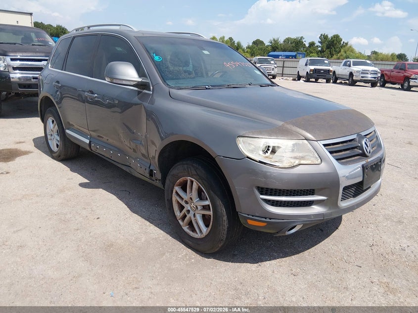 2008 Volkswagen Touareg VIN WVGBE77L58D035068 IAAI salvage auction — NORMAL WEAR, Original (Texas), sold $450 on 2026-08-05 (photo 1)
