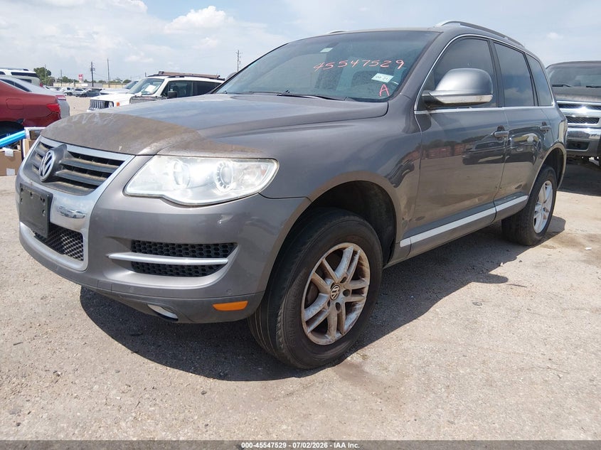 2008 Volkswagen Touareg VIN WVGBE77L58D035068 IAAI salvage auction — NORMAL WEAR, Original (Texas), sold $450 on 2026-08-05 (photo 2)