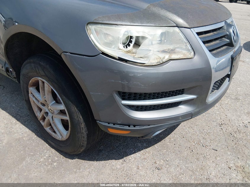 2008 Volkswagen Touareg VIN WVGBE77L58D035068 IAAI salvage auction — NORMAL WEAR, Original (Texas), sold $450 on 2026-08-05 (photo 6)