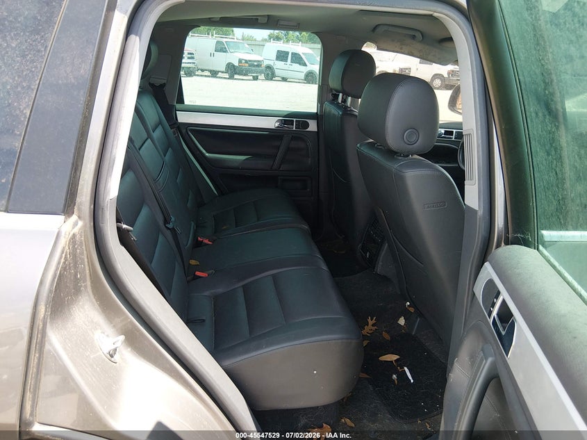 2008 Volkswagen Touareg VIN WVGBE77L58D035068 IAAI salvage auction — NORMAL WEAR, Original (Texas), sold $450 on 2026-08-05 (photo 8)