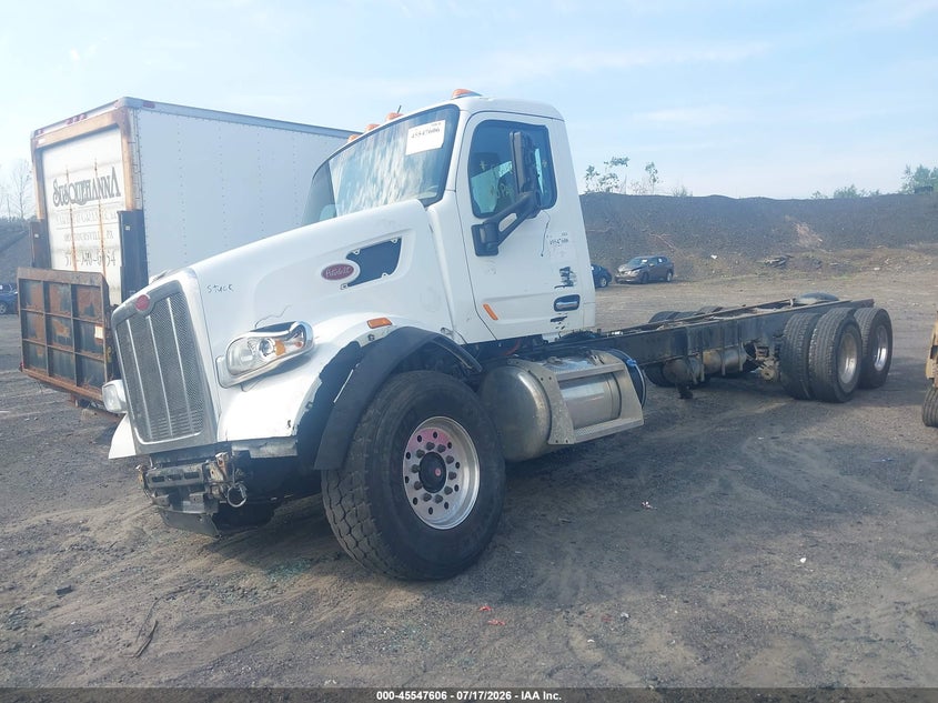 2019 Peterbilt 567 VIN 1NPCL70X4KD497004 IAAI salvage auction — Unknown, Clear (Florida), sold $9,900 on 2026-07-21 (photo 2)