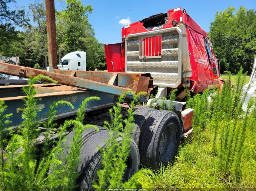 1994 White/gmc Aero VIN 4V1WDBRF0RN673342 IAAI salvage auction — NORMAL WEAR, Clear-Dealer Only (North Carolina), sold $2,200 on 2026-07-14 (photo 4)